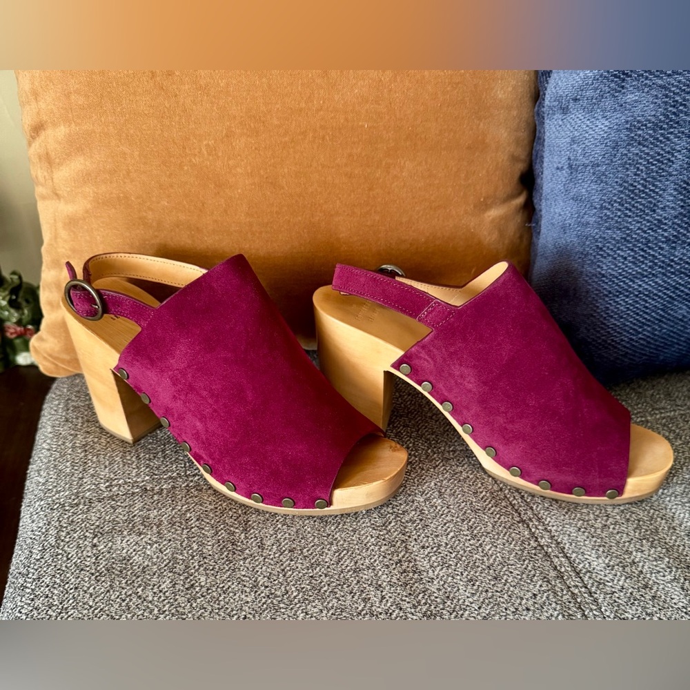Sézane Dakota High Clogs, New in Burgundy Suede Open-Toe with Wooden Block Heel - Picture 10 of 11